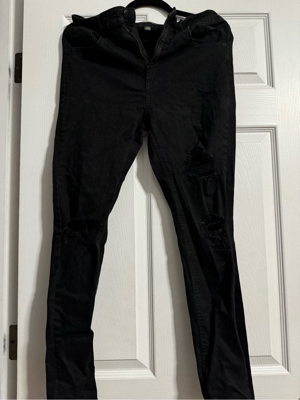 Wild Fable Women's Black Distressed Skinny Jeans Size 10